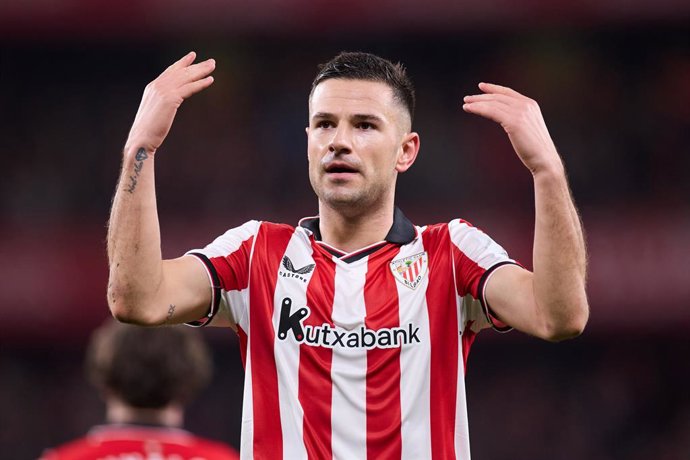 Gorka Guruzeta of Athletic Club celebrates after scoring the team's first goal during the LaLiga EA Sports match between Athletic Club and Elche CF at San Mames on February 21, 2026, in Bilbao, Spain.