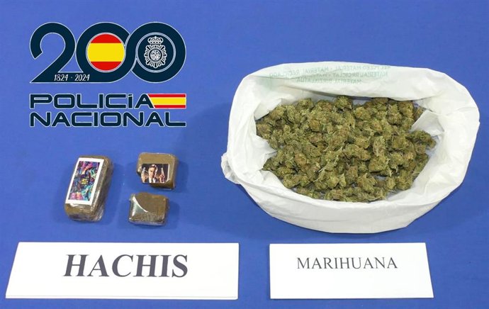 Detenida una pareja por llevar en el coche hachís y marihuana por más de 2.000 euros