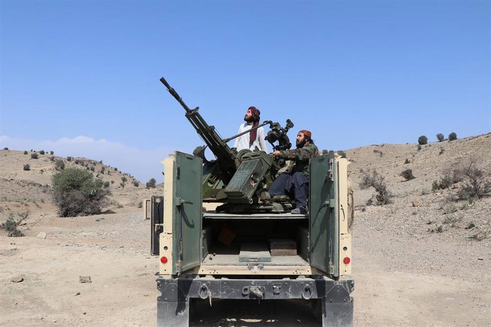 Fuerzas afganas cerca de la frontera con Pakistán
