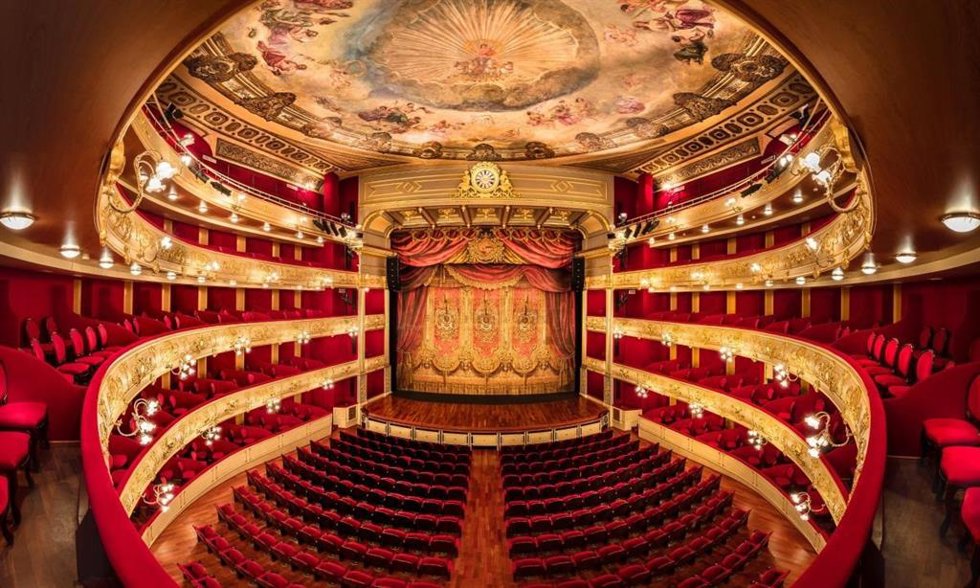 Archivo - Sala Gran del Teatre Principal de Palma.