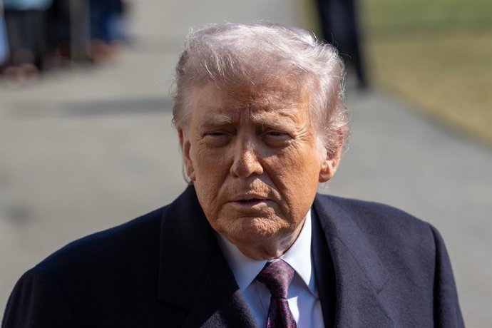 February 27, 2026, Washington, Dc, United States: U.S. President Donald Trump speaks to members of the media prior to boarding Marine One on the South Lawn of the White House on February 27, 2026. Trump is scheduled to deliver remarks in Corpus Christi, T