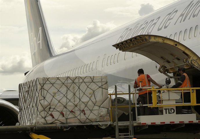 Archivo - Aeropuerto de Cochabamba, Bolivia (archivo)