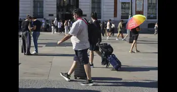 Casi el 80% de los hoteles de Madrid cuelgan ya un 'no hay vacantes' para un junio marcado por el Papa y Bad Bunny