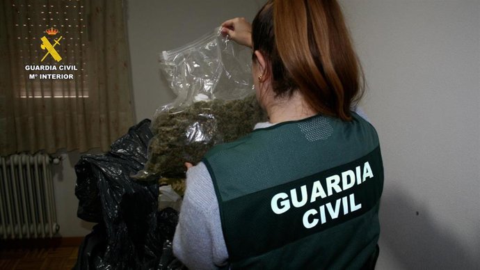 Detenida una persona en Cuenca por estafar casi 150.000 euros a dos matrimonios de avanzada edad