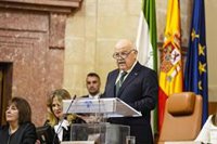 Aguirre anima a los parlamentarios a "seguir el ejemplo" de solidaridad del pueblo andaluz en Adamuz o Grazalema