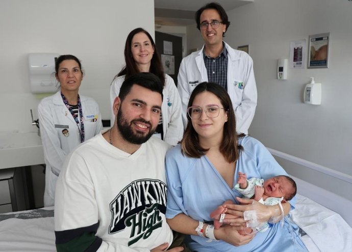 La Fe logra el segundo caso en España de maternidad en una paciente con afectación grave por una enfermedad rara con déficit de CPT2