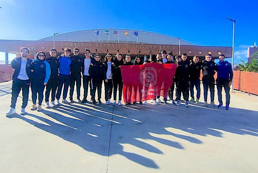 Imagen de los deportistas de la Universidad de Huelva.
