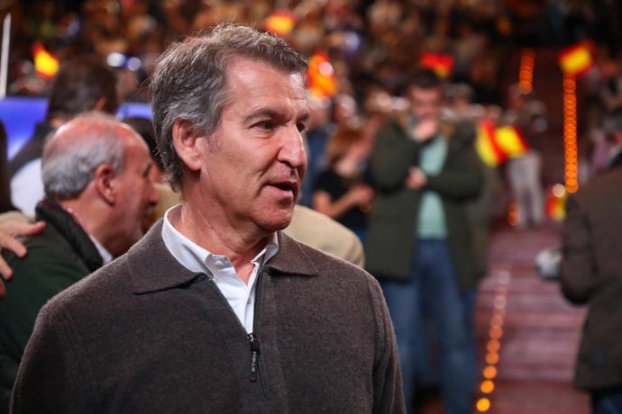 El presidente del Partido Popular, Alberto Núñez Feijóo, durante un acto de campaña, a 28 de febrero de 2026, en Ávila.