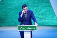 Moreno rompe a llorar en el discurso del 28F al recordar a las víctimas de Adamuz (Córdoba): "Nunca os dejaremos solos"
