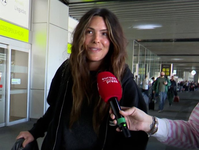 Laura Matamoros, implacable con Carlo Costanzia, desmonta su versión