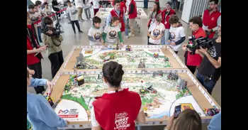 La USJ impulsa el talento, la creatividad y la robótica de más de 100 jóvenes en la final de la First League Aragón