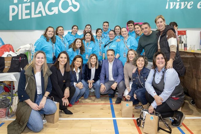 Encuentro solidario organizado por la asociación Apapachando en Liencres