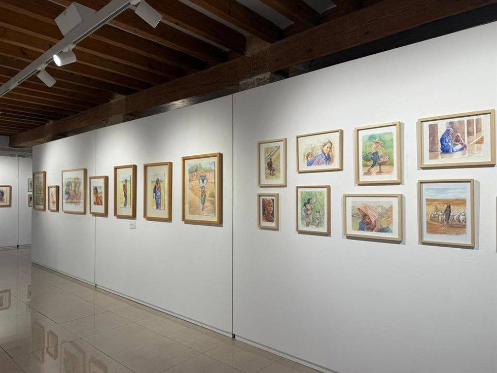 Exposición 'Les dones mouen el món' ubicada en el Centro Cultural la Misericrdia.