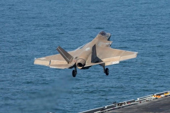 Archivo - Avión de combate de Estados Unidos