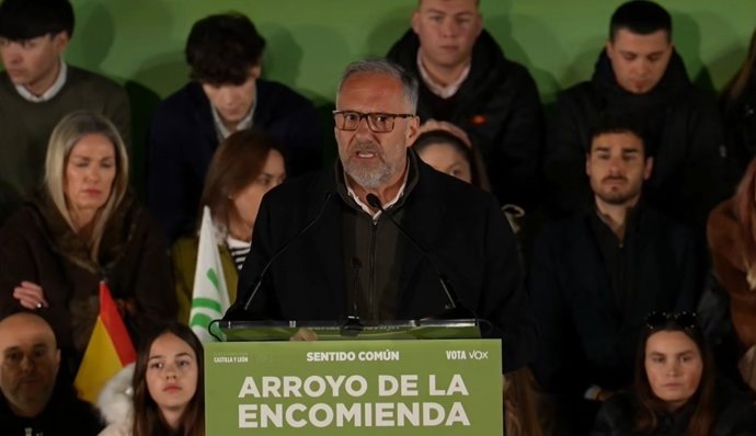 El candidato de Vox a la Presidencia de la Junta, Carlos Pollán, durante un mitin en Arroyo de la Encomienda (Valladolid)