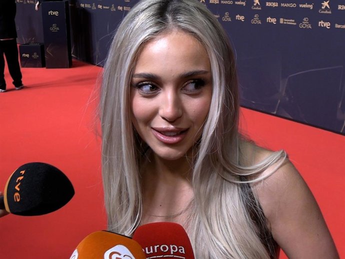 Ana Mena, fan número uno de su cuñado, Mario Casas, y su gran apoyo en los Goya pese a la ausencia de Óscar Casas