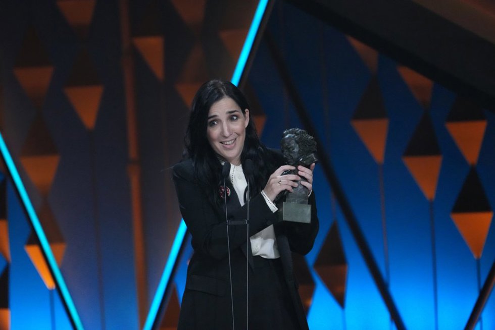 La actriz Alauda Ruiz de Azúa recoge el Goya a Mejor Guión Original por 'Los domingos' durante la 40 edición de los Premios Goya, en el Auditori del Centre de Convencions Internacionals, a 28 de febrero de 2026, en Barcelona, Cataluña (España).