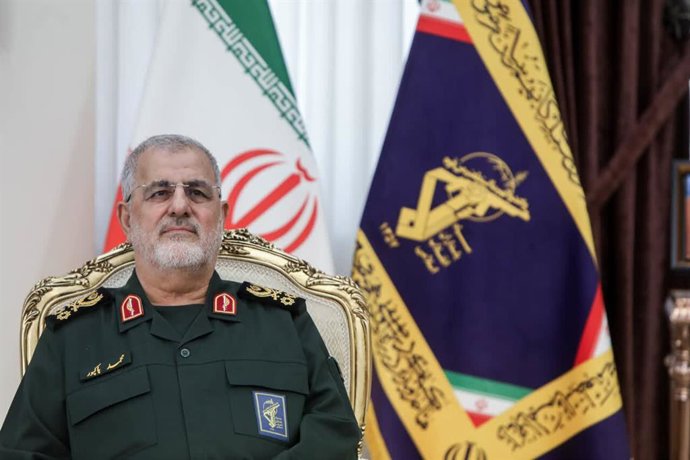 Archivo - Arquivo - 21 de outubro de 2025, Teerã, Irã: O chefe do Corpo da Guarda Revolucionária Iraniana (IRGC), Major-General MOHAMMAD PAKPOUR, é visto em Teerã. Ele é um oficial militar iraniano que serve como comandante do IRGC desde 2025.