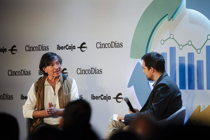 Archivo - Carlos López Otín, en una imagen de archivo