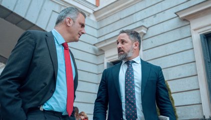 Ortega Smith dice que "en cierta medida" Abascal no cumple los "requisitos" que debería tener un político