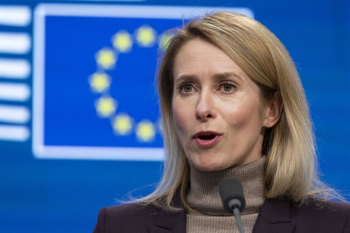 Archivo - Arquivo - 15 de dezembro de 2025, Bruxelas, Bruxelas, Bélgica: A chefe da diplomacia europeia, Kaja Kallas, deu uma entrevista coletiva em 15 de dezembro de 2025, após a reunião do Conselho Europeu de Relações Exteriores.