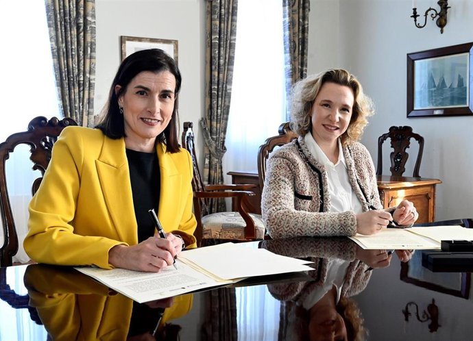 Santander y Colegio de Farmacéuticos colaboran para la promoción de la salud en el ámbito escolar