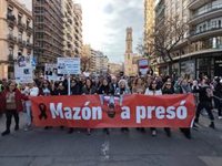 Una manifestación exige que Mazón "no quede impune" por la dana: "Estaremos en la calle todo el tiempo que haga falta"