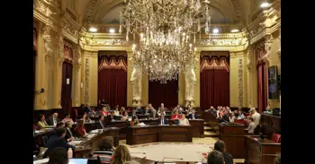 El Parlament se posicionará este martes sobre la regularización de migrantes