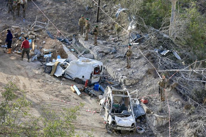Archivo - Daños tras un ataque del Ejército de Israel contra Kfardunine, en el sur de Líbano (archivo)