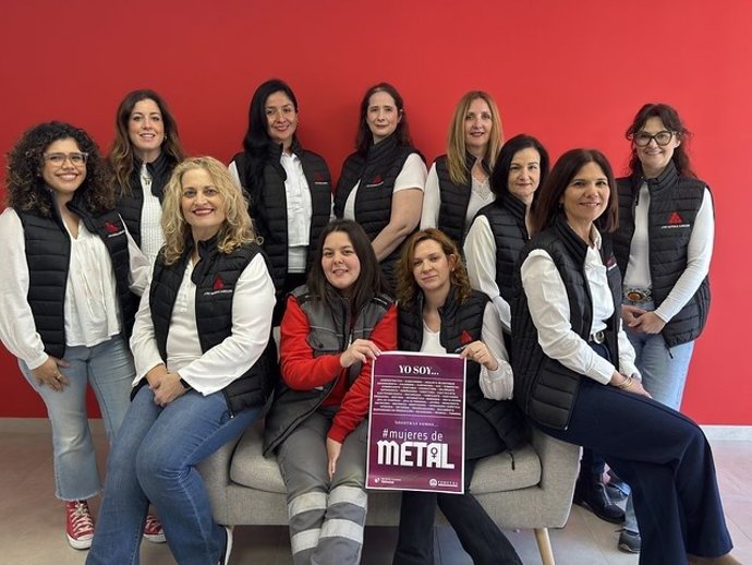 Campaña de Femeval por el 8M