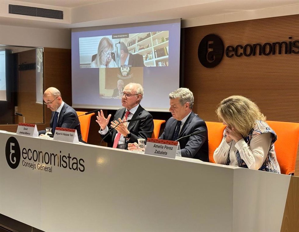 El Consejo General de Economistas de España (CGE) presenta el informe del Observatorio Financiero y Claves Económicas correspondiente al segundo semestre de 2025