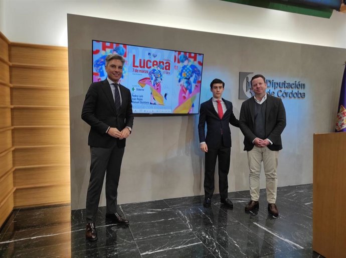 (Desde La Izda.) Lorite, Quintana Y Aguilar En La Presentación De La Novillada Que Se Celebrará En Lucena.