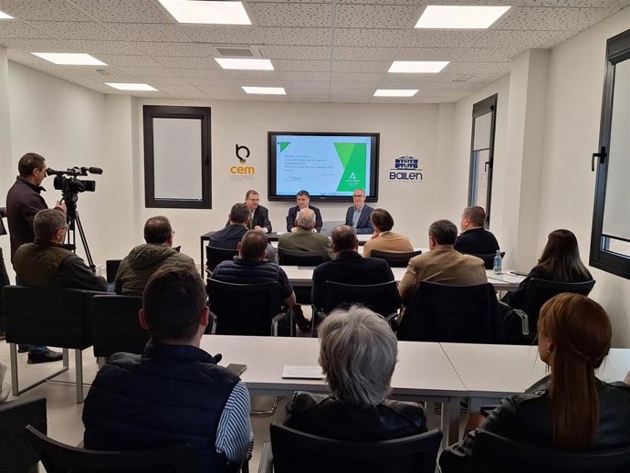 Jornada sobre la ley de espacios productivos.