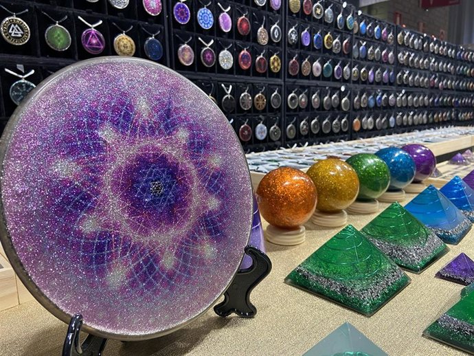 Archivo - Más de 70 expositores participarán en la 36ª Feria Esotérica de Madrid