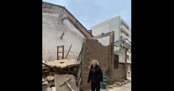 L'Ajuntament elimina l'estrenyiment d'un carrer de Pinedo en derrocar un immoble fora d'alineació