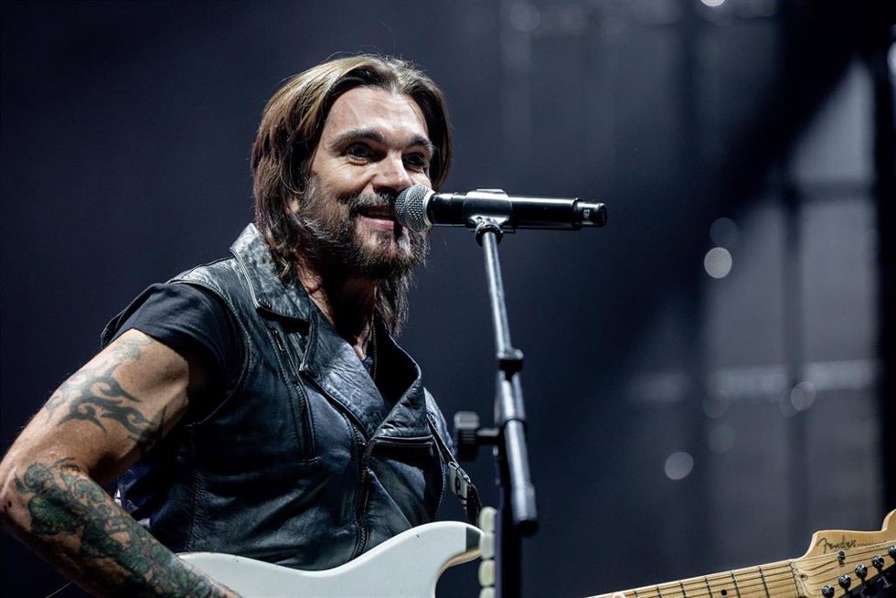 El cantante Juanes durante su concierto en el Movistar Arena, a 1 de marzo de 2026, en Madrid (España). El artista colombiano Juanes, ganador de múltiples Grammy y Latin Grammy, ha regresado a España para ofrecer un concierto único en el Movistar Arena 