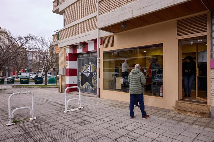 La vicepresidenta Alfaro presenta en rueda de prensa el nuevo Servicio de Información, Asesoramiento y Mediación en alquiler y ejecuciones hipotecarias.