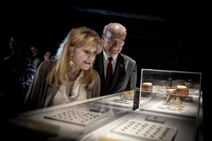 El Museo Carmen Thyssen integra en su visita el extenso yacimiento arqueológico de su sótano, que alberga relevantes vestigios de la Malaca romana.