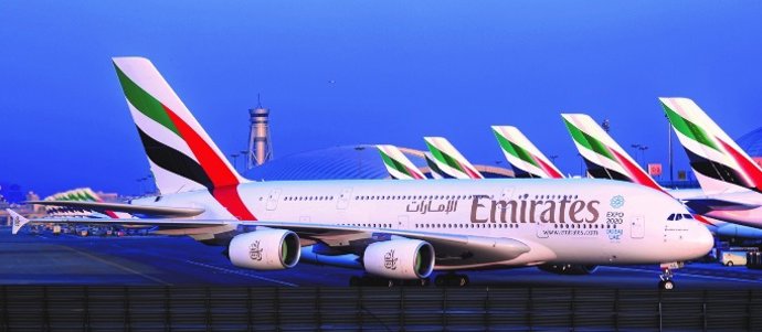 Archivo - Emirates transporta más de diez millones de pasajeros en casi 35.000 vuelos este verano.