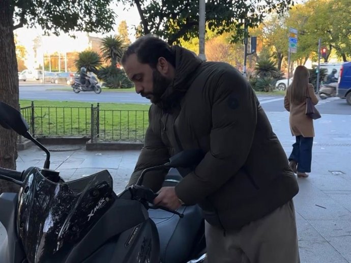 Antonio Tejado cambia de ruta para esquivar a la prensa tras fijarse la fecha de su juicio por el robo a María del Monte