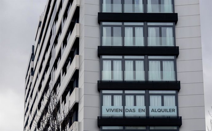 Anunci d'habitatges en lloguer