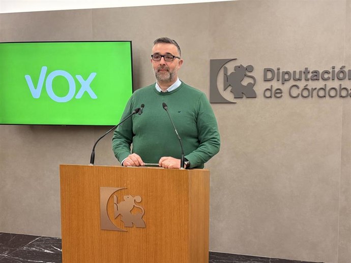 El portavoz de Vox en la Diputación, Rafael Saco.