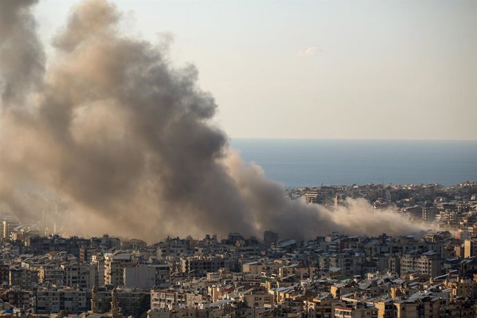 March 2, 2026, Beirut, Beirut, Lebanon: Black smoke billows following an Israeli air strike on Burj al-Barajneh in Beirut southern suburb, a hotbed for pro-Iranian Hezbollah. Israel raided Qard al-Hasan, Hezbollah financial institution in Beirut shortly a