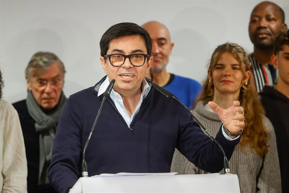 Archivo - El diputado del grupo parlamentario Sumar, Gerardo Pisarello, interviene en el acto de presentación de su candidatura a las primarias de BComú para la alcaldía