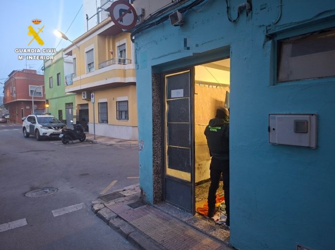 Punto de venta de droga desarticulado