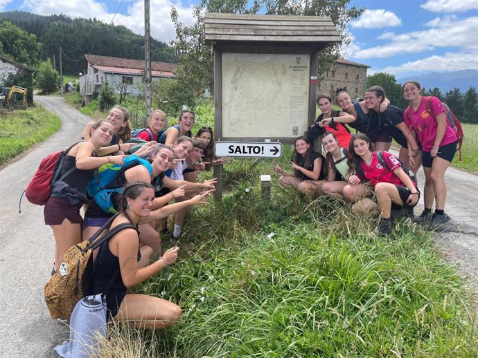 UEMAk Salto! udalekuetan izena emateko epea ireki du