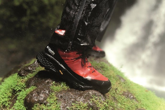 Columbia presenta las 'Tellurix Titanium OutDry', unas zapatillas todoterreno para largas jornadas en la montaña.