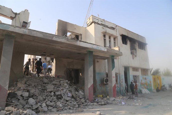 Daños en una escuela en Minab, en el sur de Irán, tras un bombardeo en plena ofensiva sorpresa de Estados Unidos e Israel contra el país asiático (archivo)