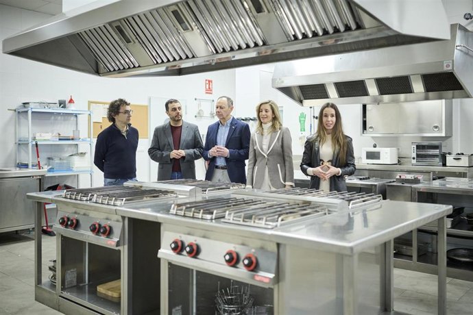 Imagen de la visita a las instalaciones del proyecto OPEN