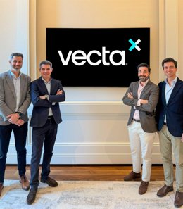 Archivo - De izda a dcha: Fernando Llano, socio fundador y de operaciones de Vecta; Alfredo Bru, socio fundador y socio responsable; Jorge Fernández-Miret, socio fundador y de inversiones; Javier Casado, socio fundador y de inversiones.